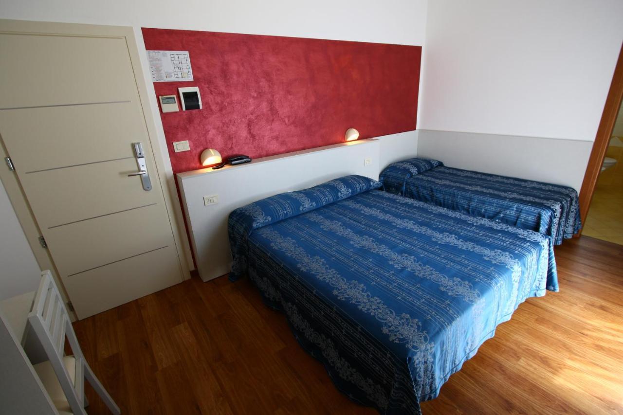 Hotel Arena Rimini Exterior photo